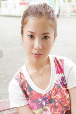 日本挤奶喷乳动漫免费